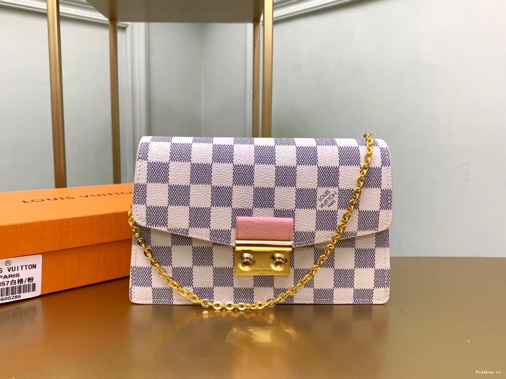 First bag ru LOUIS CHAIN WALLET VUITTON CROISETTE 0815